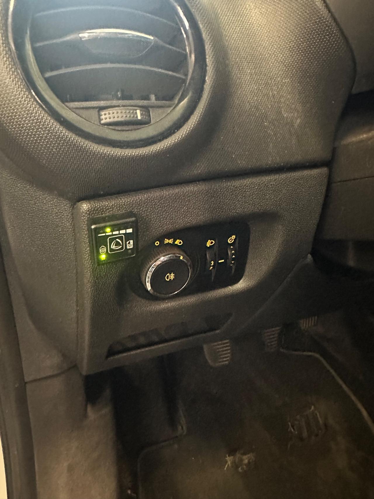 Opel Corsa 1.2 80CV 5 porte GPL-TECH Club