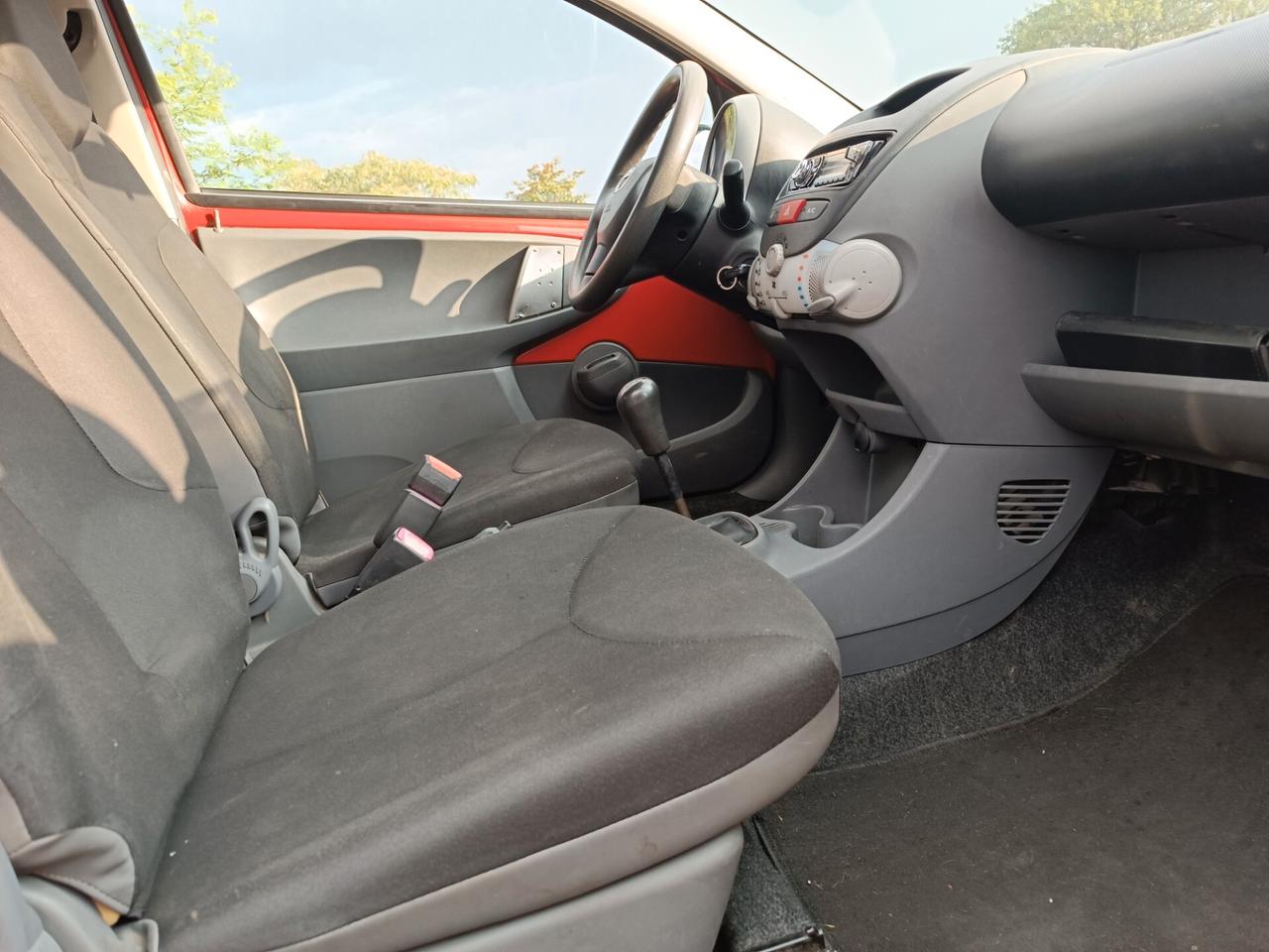 Toyota Aygo 1.0 12V VVT-i 3 porte Sol