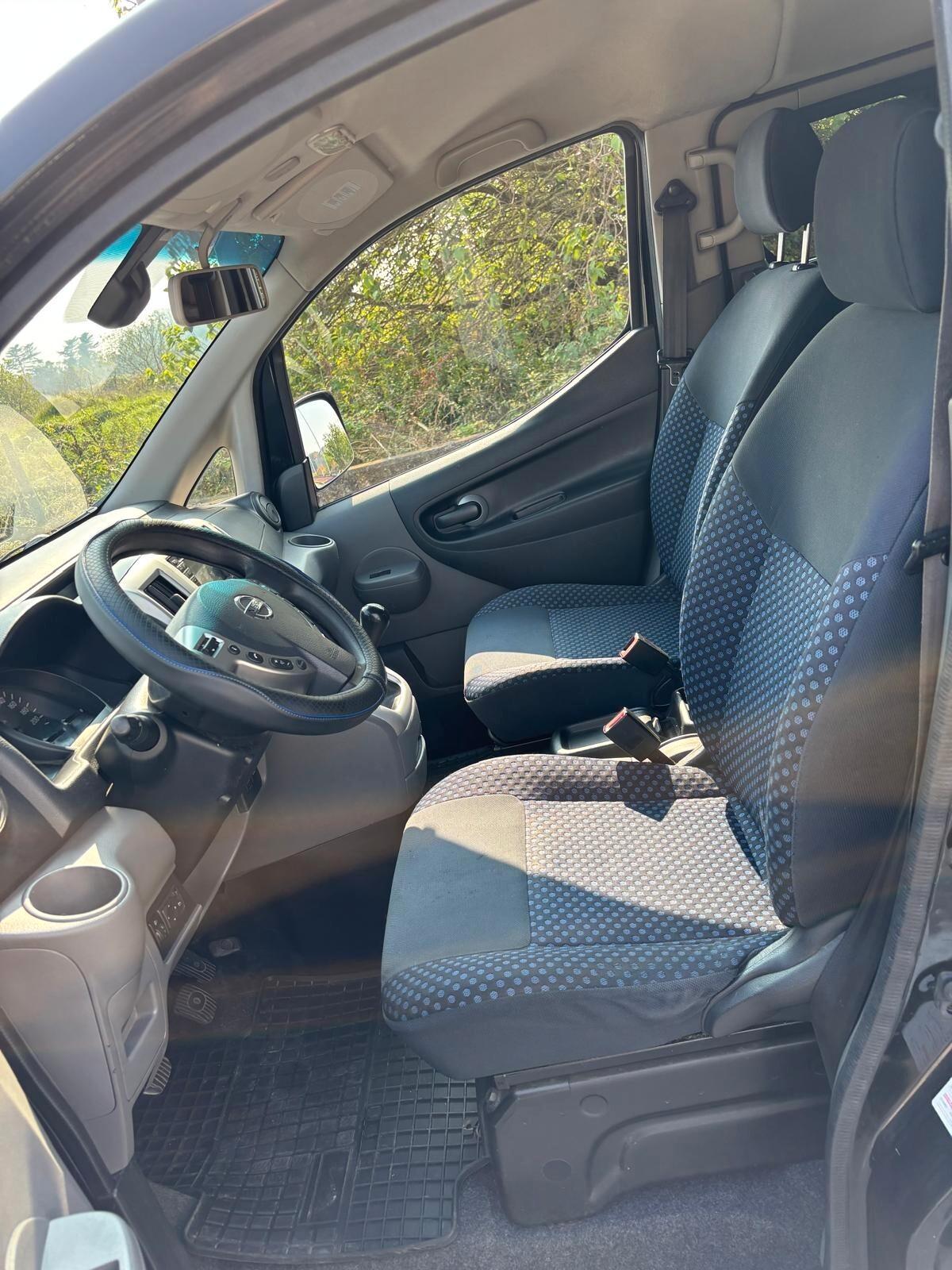 Nissan NV200 EVALIA 1.5 dCi 90CV Bus 7 POSTI CON GANCIO TRAINO UNICO PROPRIETARIO