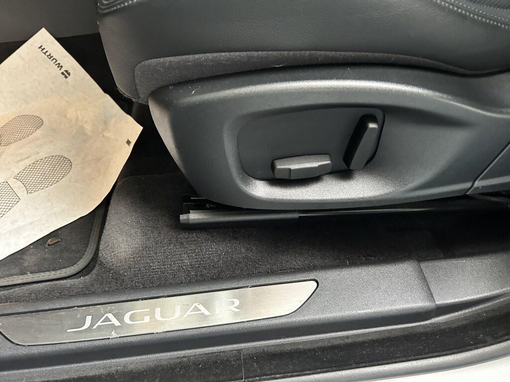 Jaguar E-Pace 2.0 D I4 S AWD Auto
