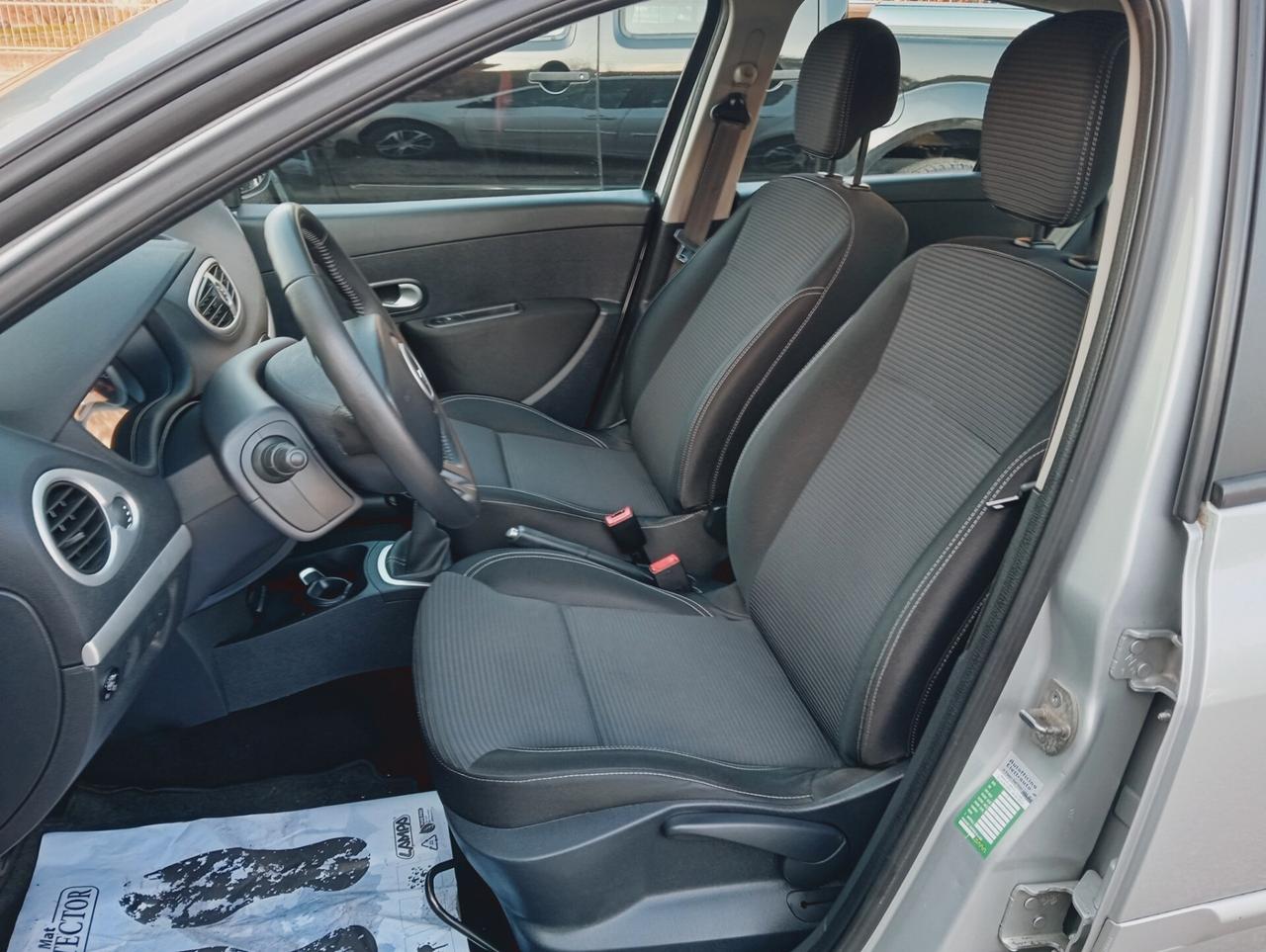 Renault Clio 1.2 16V 5 porte GPL Dynamique