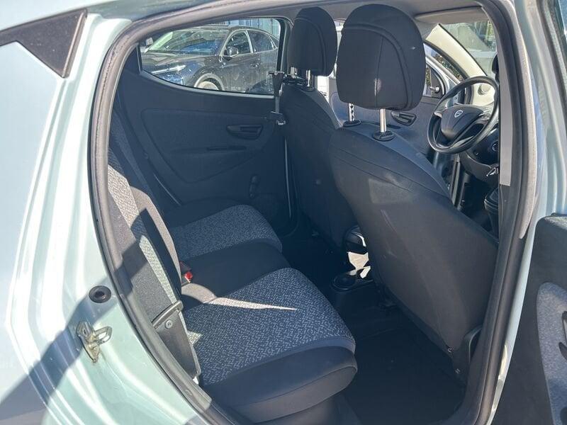 Lancia Ypsilon III 2021 1.0 firefly hybrid Silver s&s 70cv