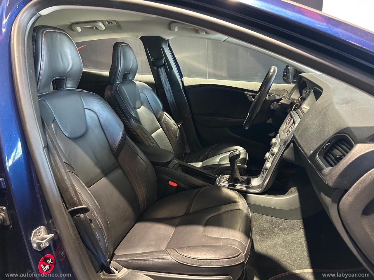 VOLVO V40 D2 1.6 Volvo Ocean Race