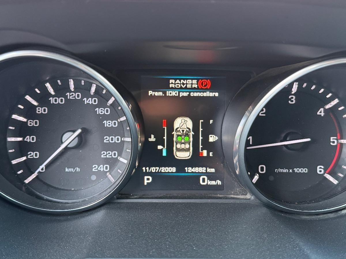 LAND ROVER - Range Rover Evoque - 2.2 TD4 5p. Dynamic