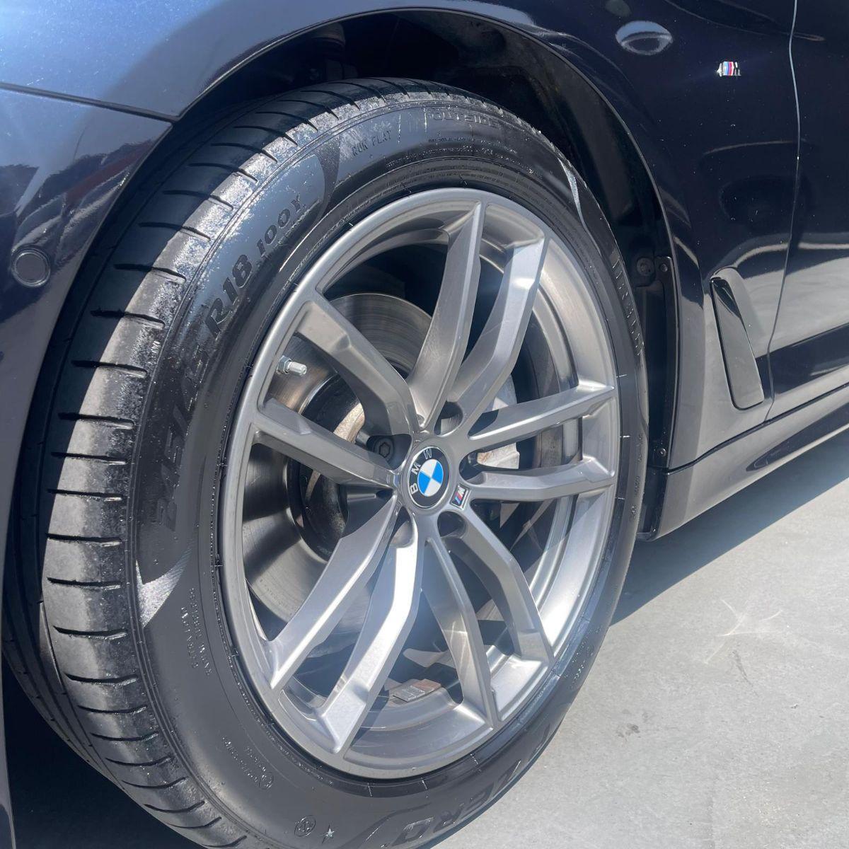 BMW - Serie 5 - 520d Msport