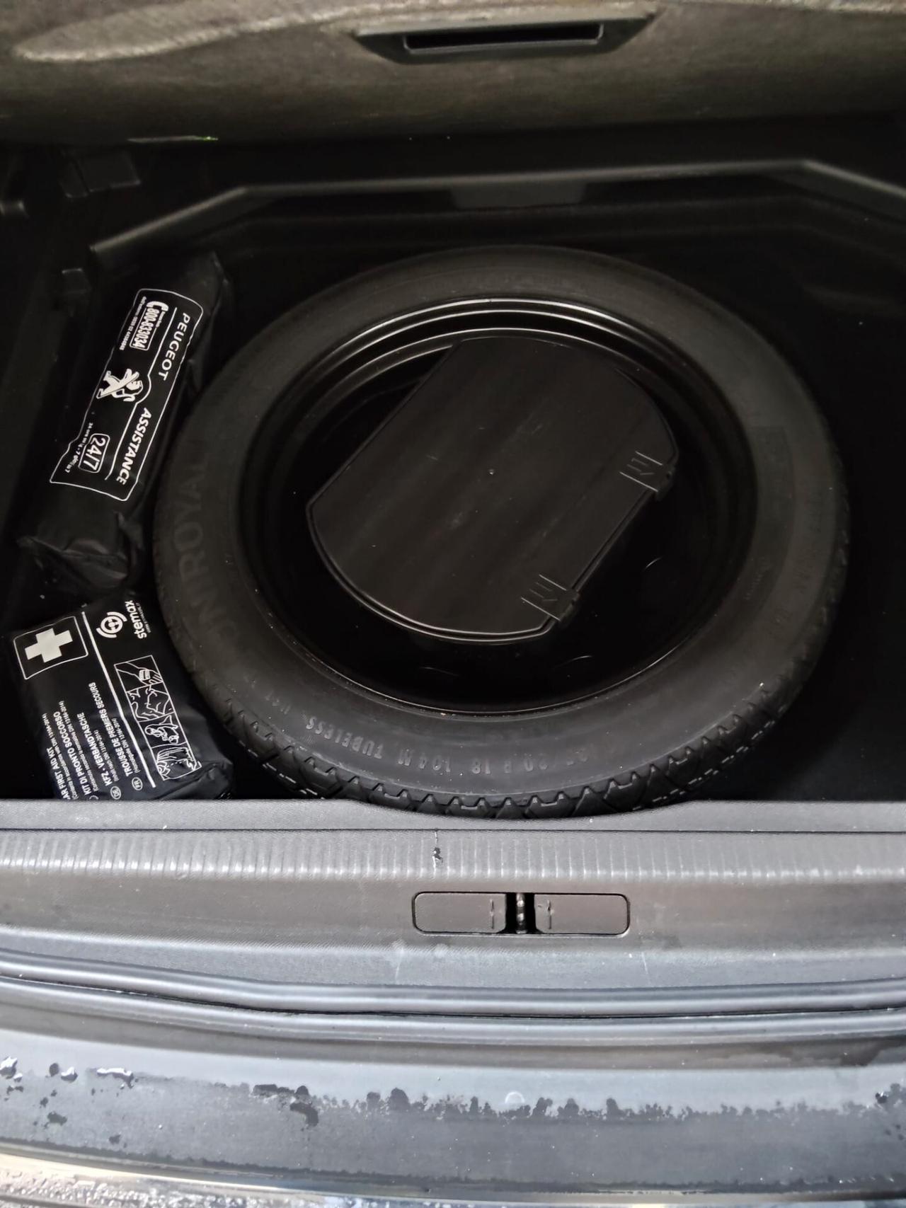 Peugeot 3008 BlueHDi 130 S&S Allure