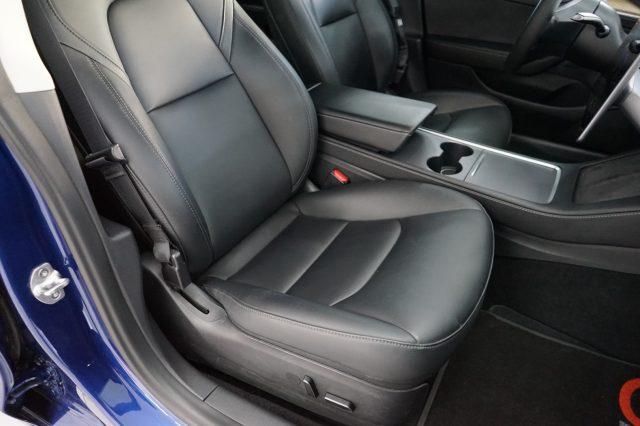 TESLA Model 3 Long Range Dual Motor AWD Guida Massimo Potenziale