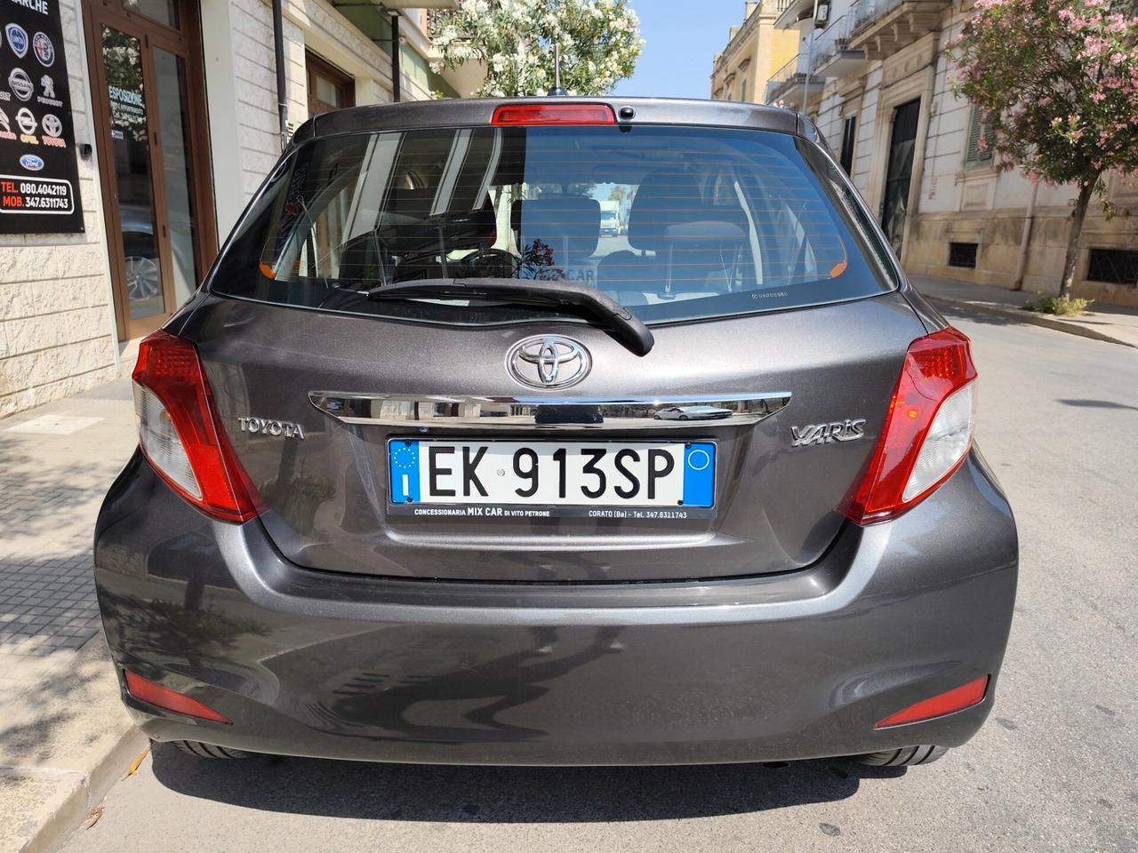 Toyota Yaris 1.4 D-4D 90CV DIESEL NAVI