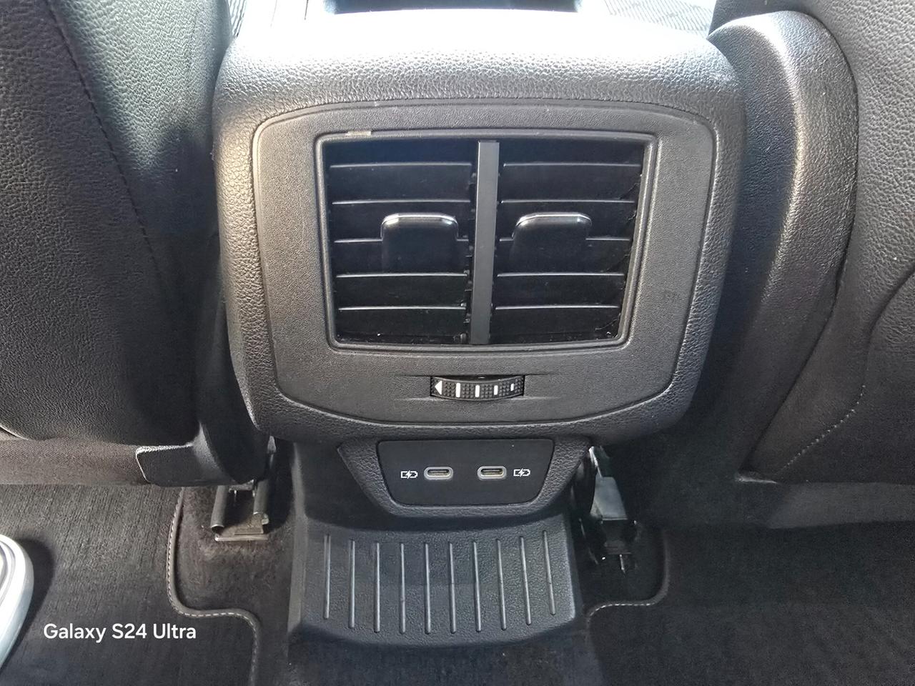 Volkswagen T-Roc 1.0 TSI R-Line