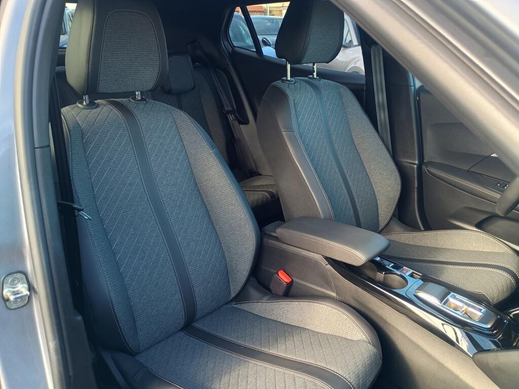 Peugeot 2008 1.2 130cv EAT8 Allure