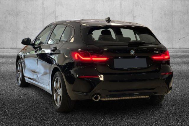 BMW 118 i 5p. Advantage