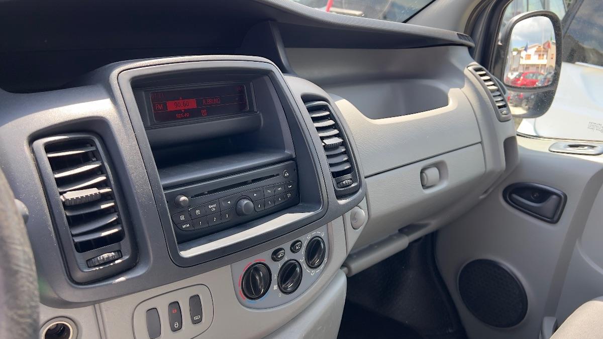 OPEL - Vivaro 2.0 cdti 9 POSTI