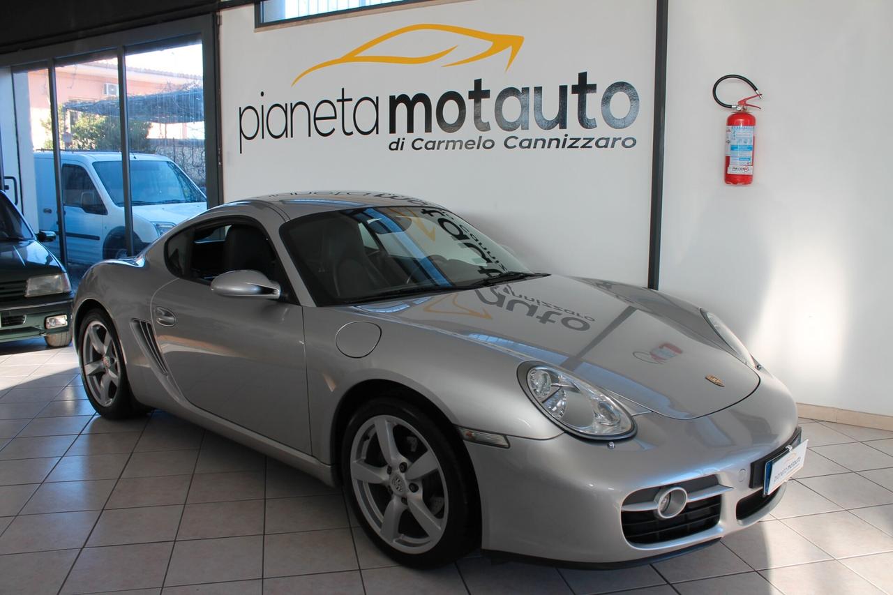 Porsche Cayman 2.7