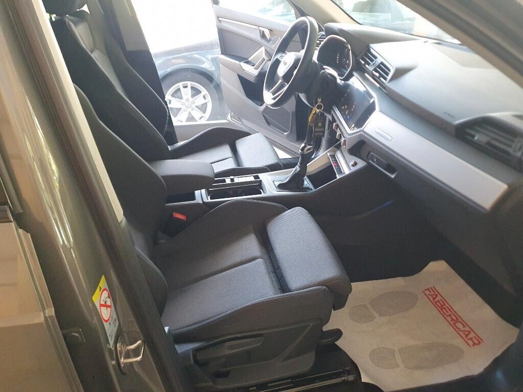 Audi Q3 40 TDI quattro S tronic line edition