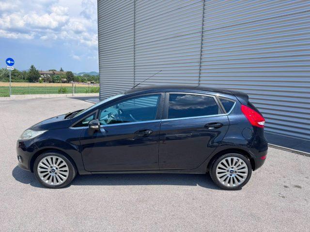 FORD Fiesta 1.6 TDCi 95 CV 5p. Titanium OK NEOPATENTATI