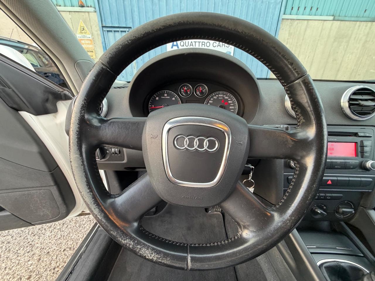 Audi A3 1.6 TDI 105 CV CR Attraction