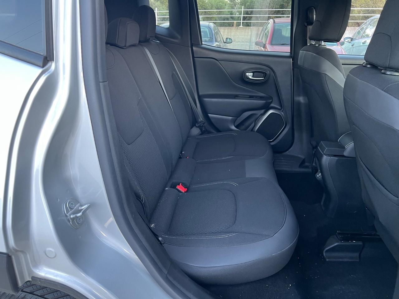 Jeep Renegade 1.6 Mjt DDCT 120 CV Longitude