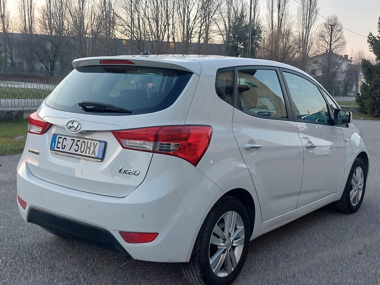 Hyundai iX20 1.4 90 CV Comfort