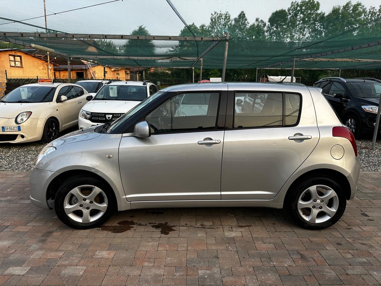 Suzuki Swift 1.3 4x4 5p. GL