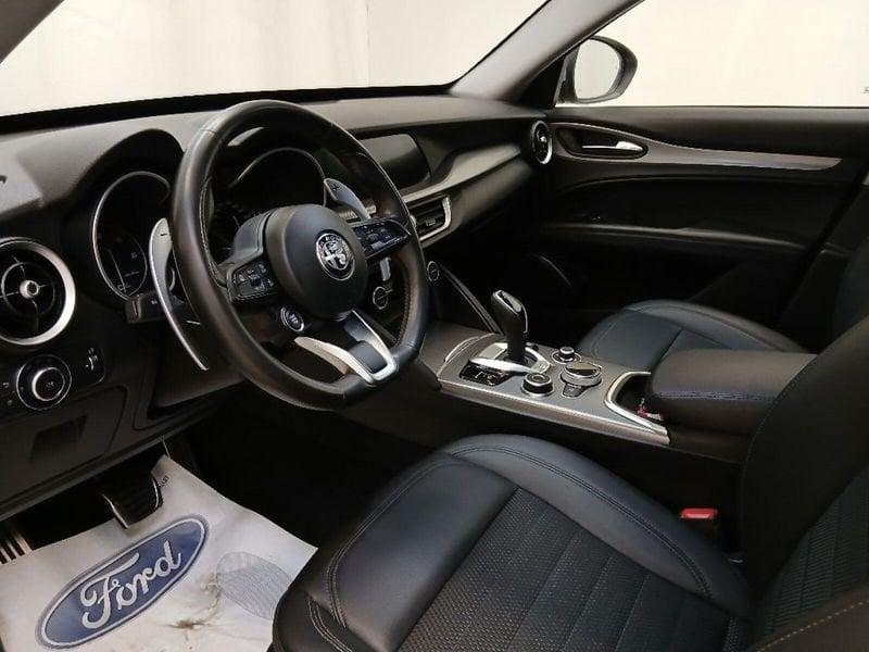 Alfa Romeo Stelvio 2.2 t Sprint Q4 190cv auto