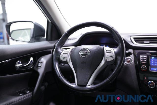 NISSAN Qashqai 1.6 DCI 4WD N-CONNECTA TETTO PANORAMICO