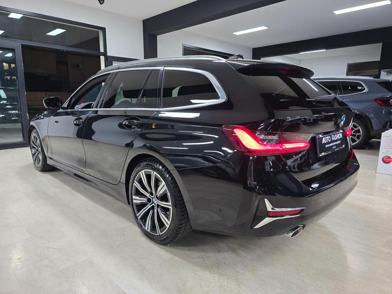 Bmw 318 318d 48V Touring Sport