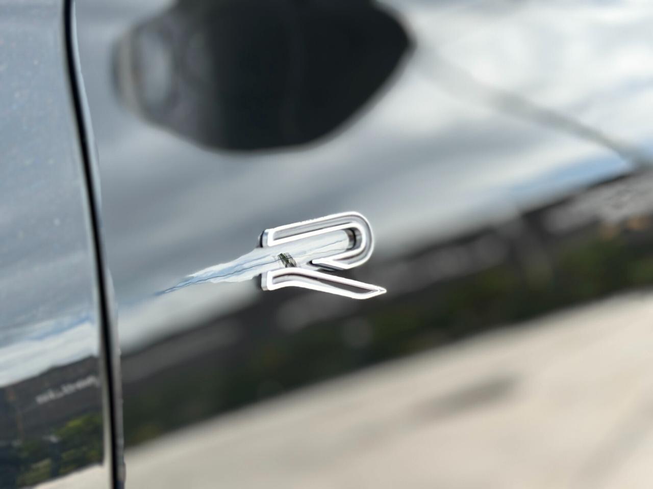 Volkswagen Tiguan 2.0 TDI 150 CV DSG R-Line UNICO PROPRIETARIO ITALIANA