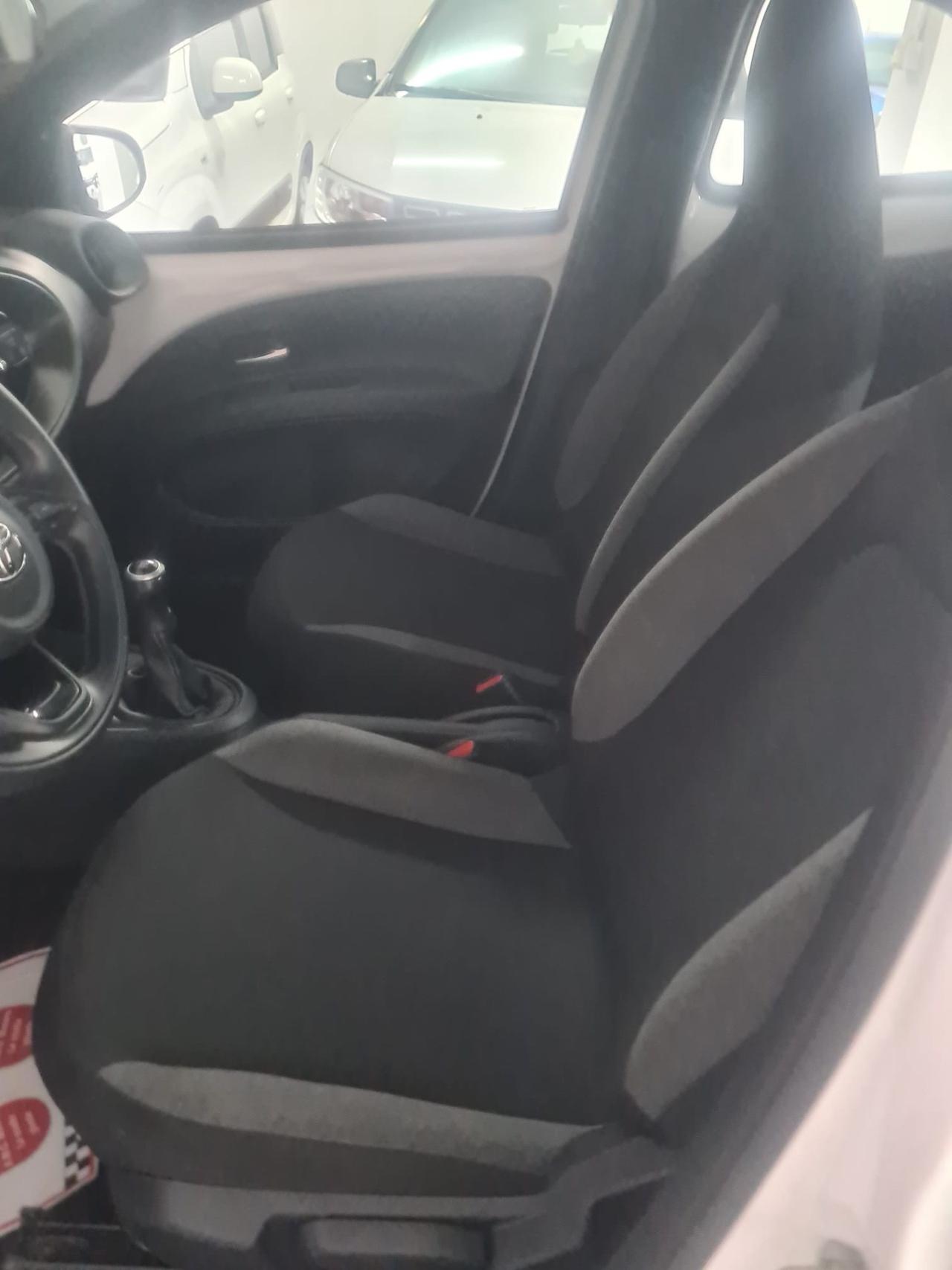 Toyota Aygo X 1.0 VVT-i 72 CV 5 porte Lounge
