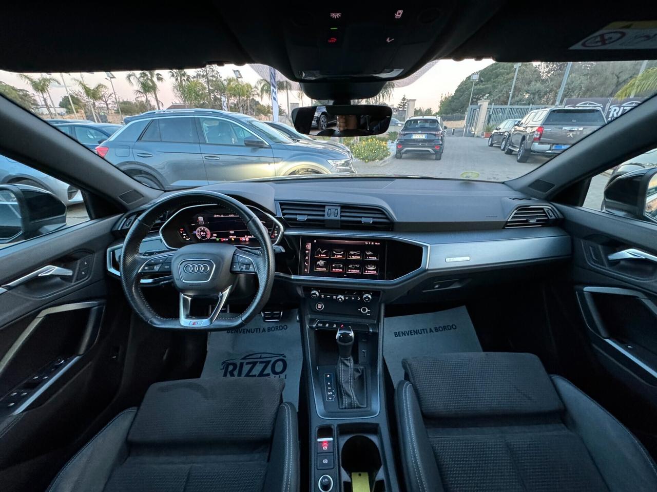 Audi Q3 SB 35TDI S tronic S line edition Cockpit