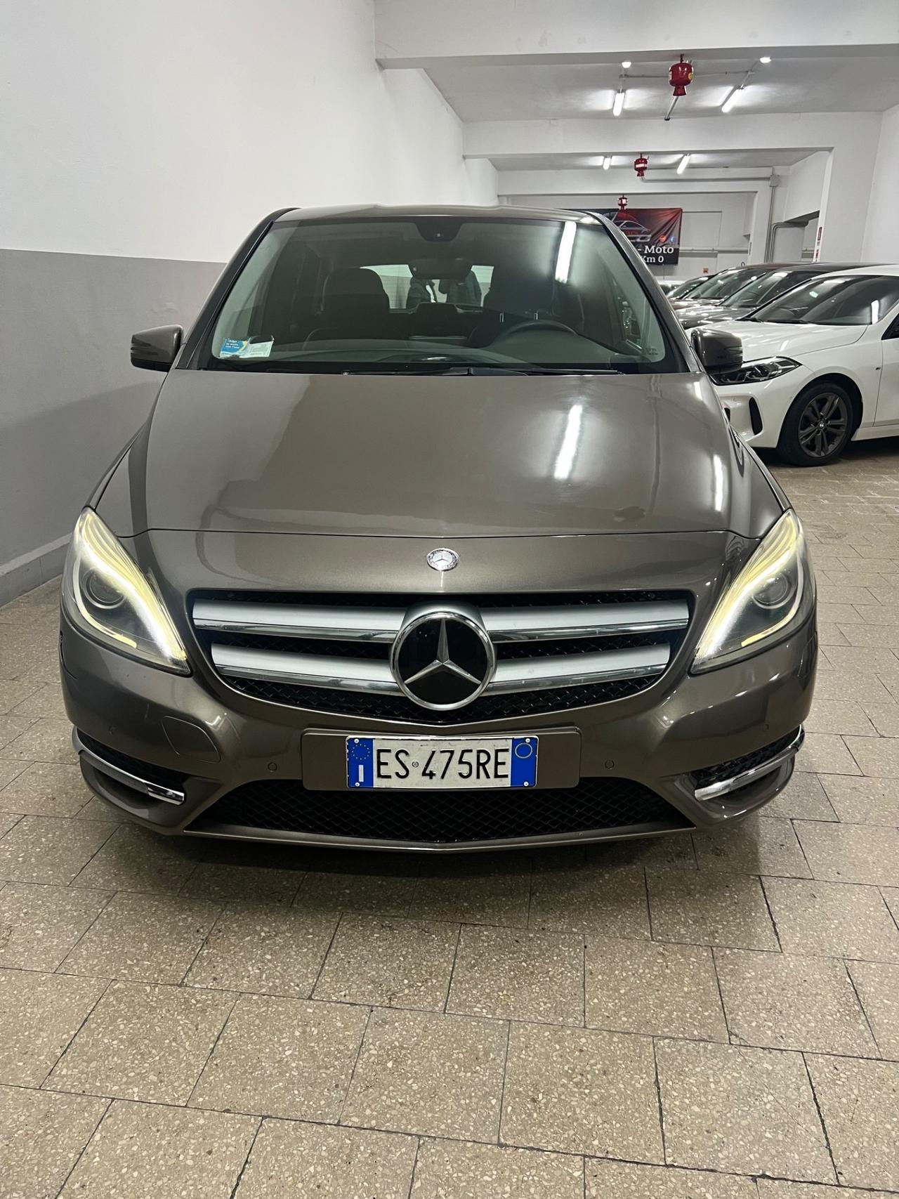 Mercedes-benz B 180 B 180 CDI Automatic Premium