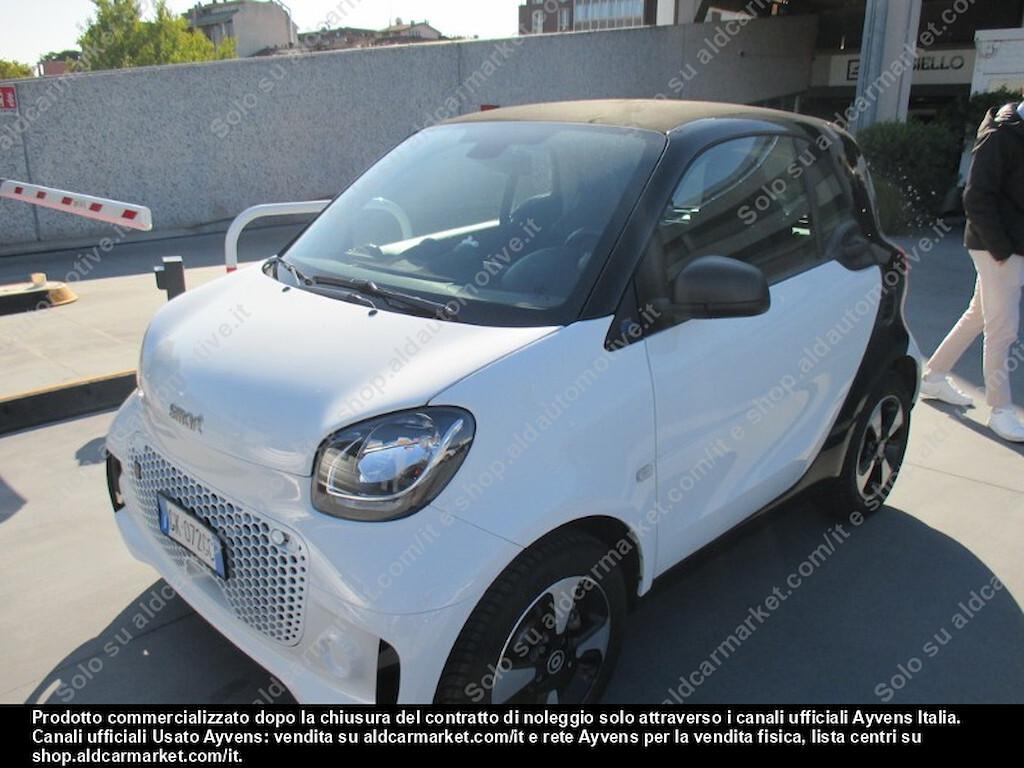 Smart ForTwo EQ PASSION **CARICA RAPIDA**NAV+PDC+LED+TEL+CRUISE