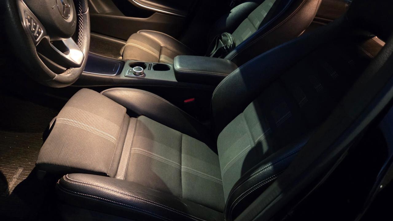 Mercedes-benz A 180 d Premium