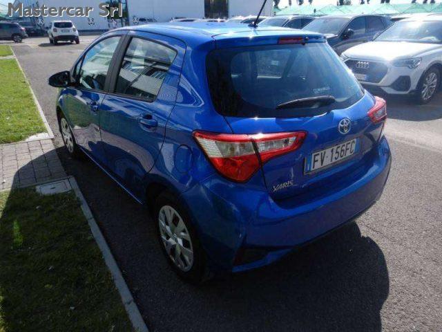 TOYOTA Yaris Yaris III 2017 5p 1.5h Business - FV156FC