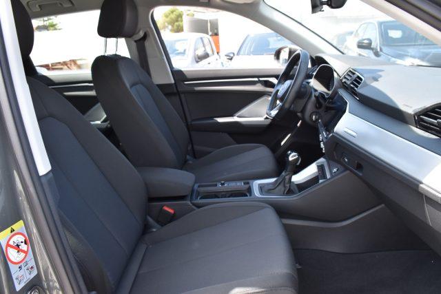 AUDI Q3 35 TDI quattro S tronic Business