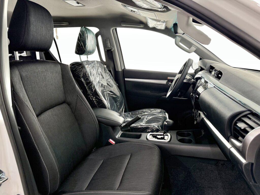 Toyota Hilux Double Cab 2.4 D-4D Lounge A/T