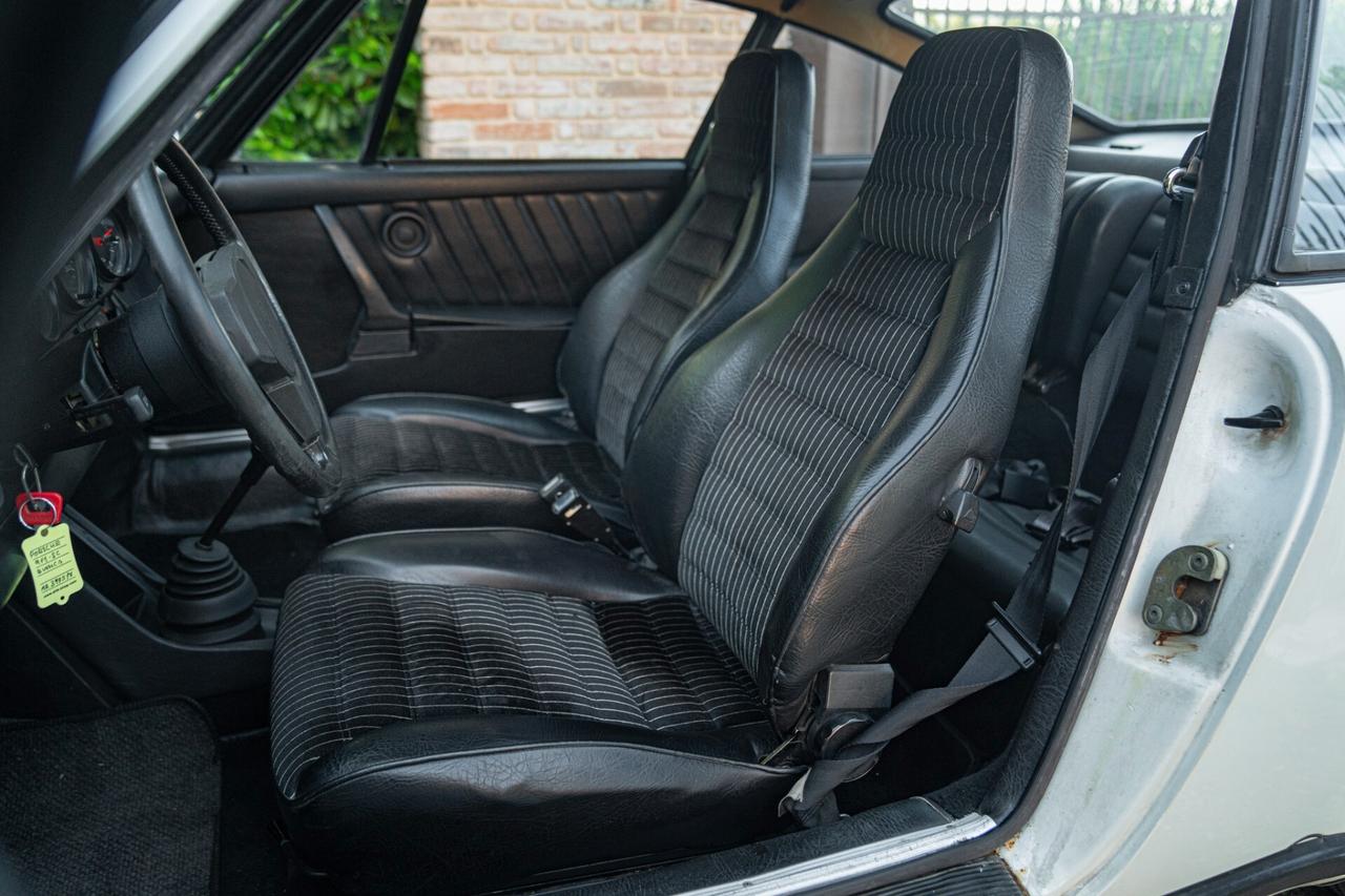 Porsche 911 SC - RDS01545
