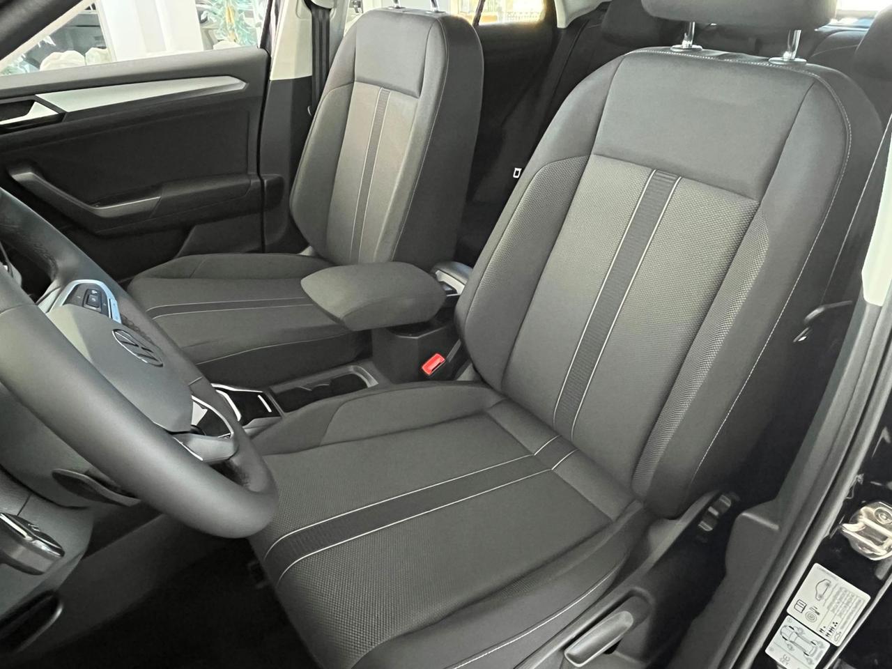 VOLKSWAGEN T-Roc 2022 T-Roc 1.5 tsi R-Line Plus dsg