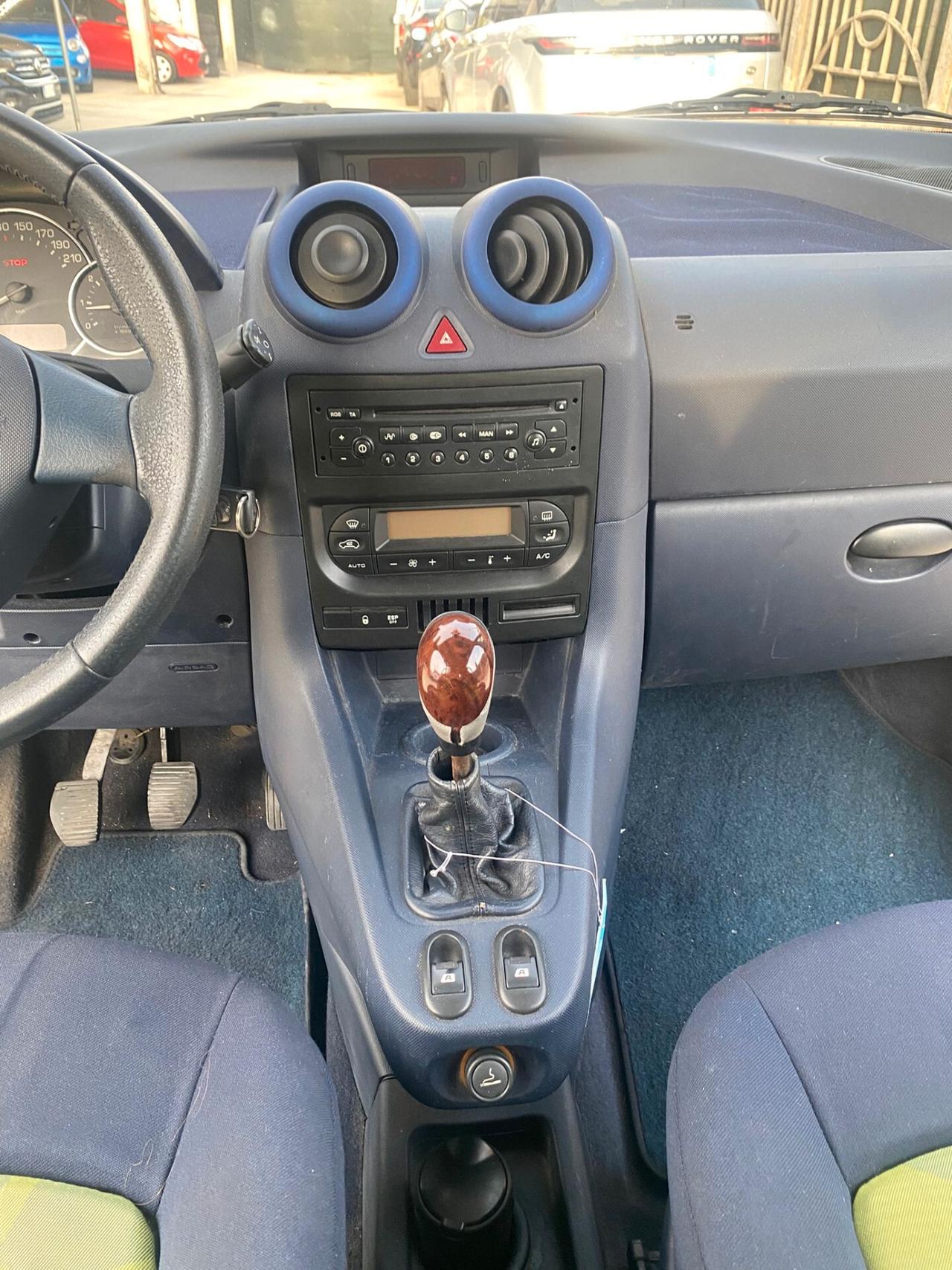 Peugeot 1007 1.4 HDi Trendy
