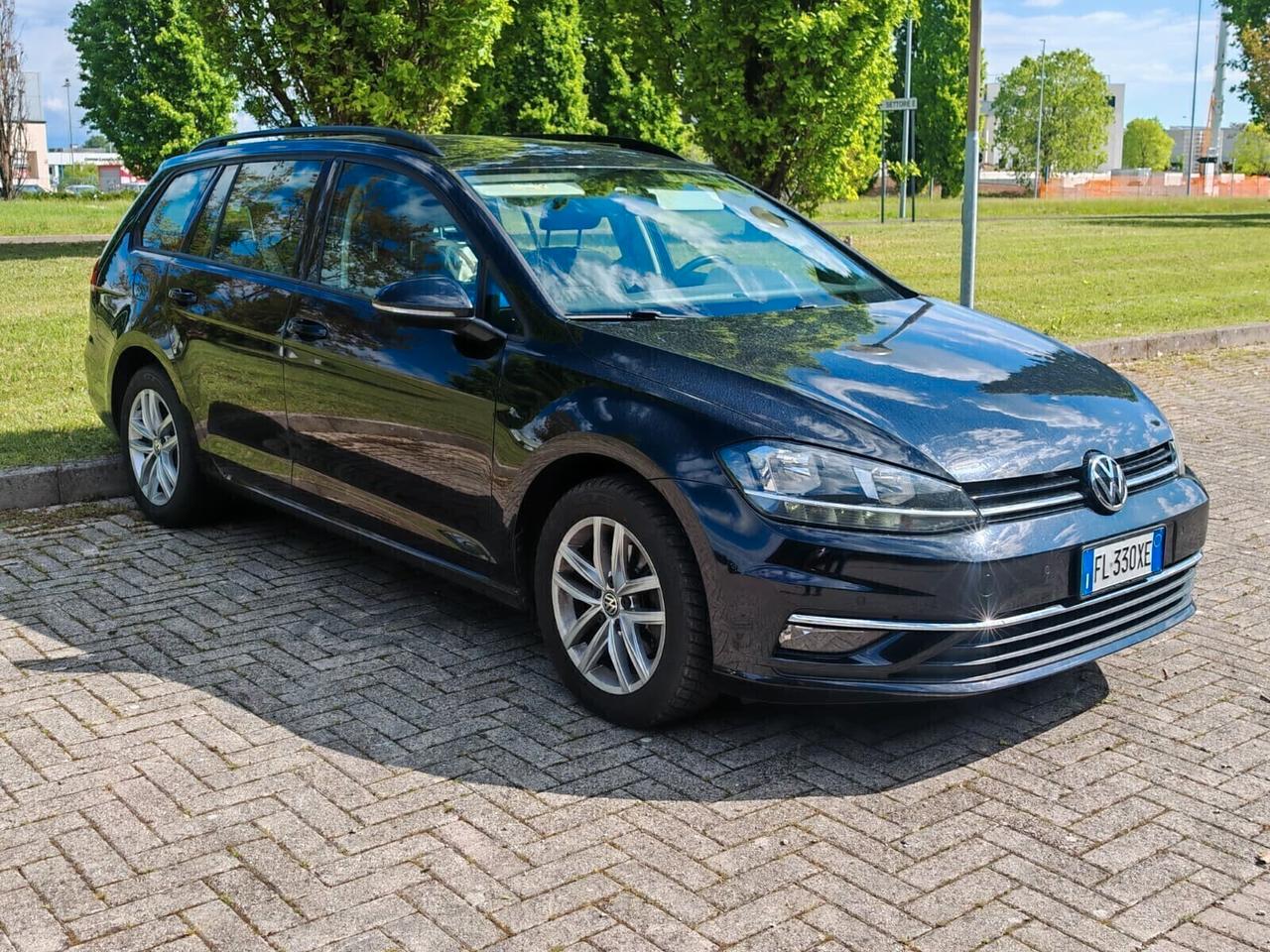 Volkswagen Golf Variant 1.6 TDI 115 CV DSG Executive BlueMotion Tech.