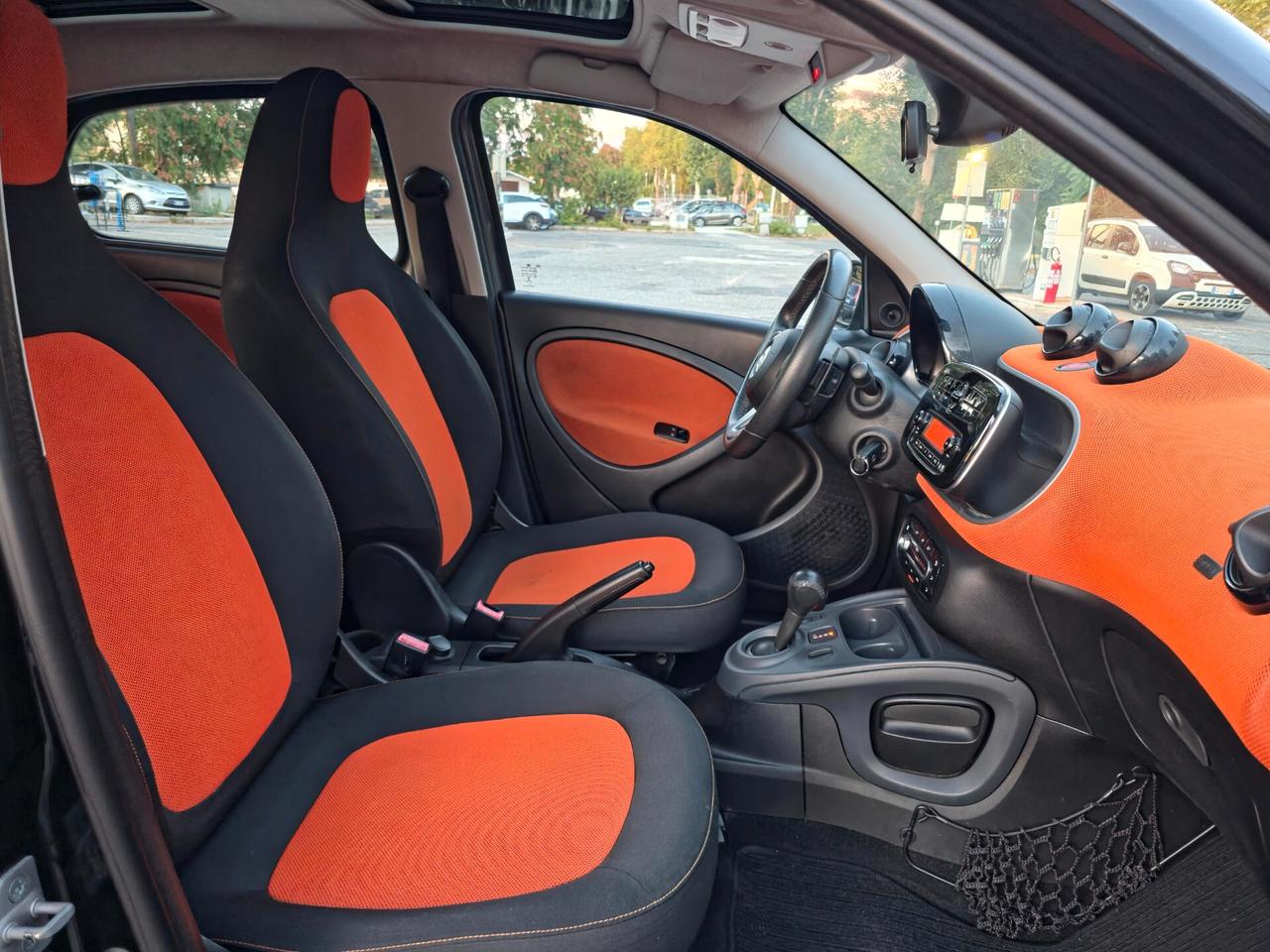 Smart ForFour 90 0.9 Turbo twinamic Prime E6 Automatico NEO 2016