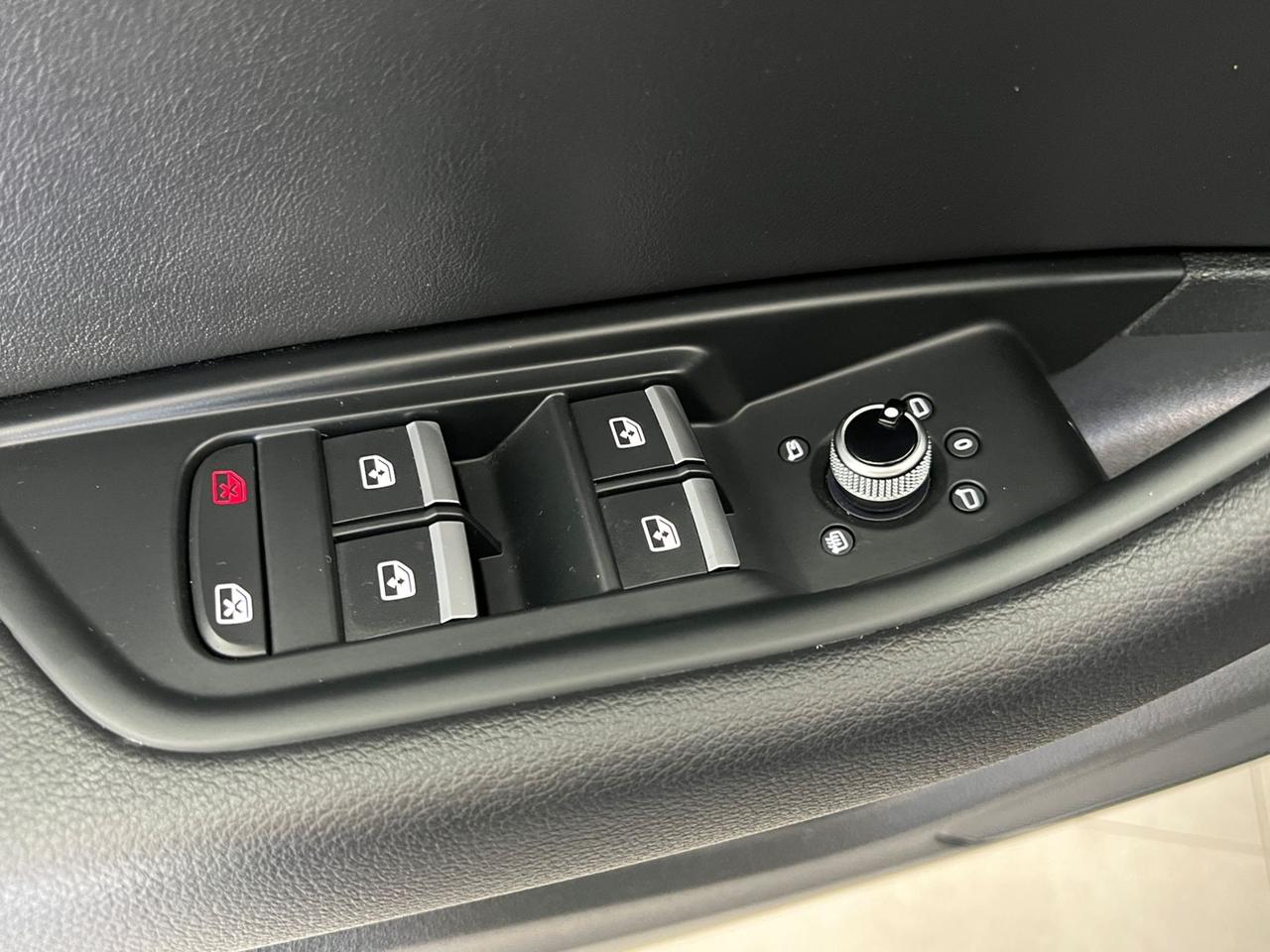 AUDI A4 V 2019 Avant A4 Avant 40 2.0 tdi mhev S line edition quattro 204cv s-tronic