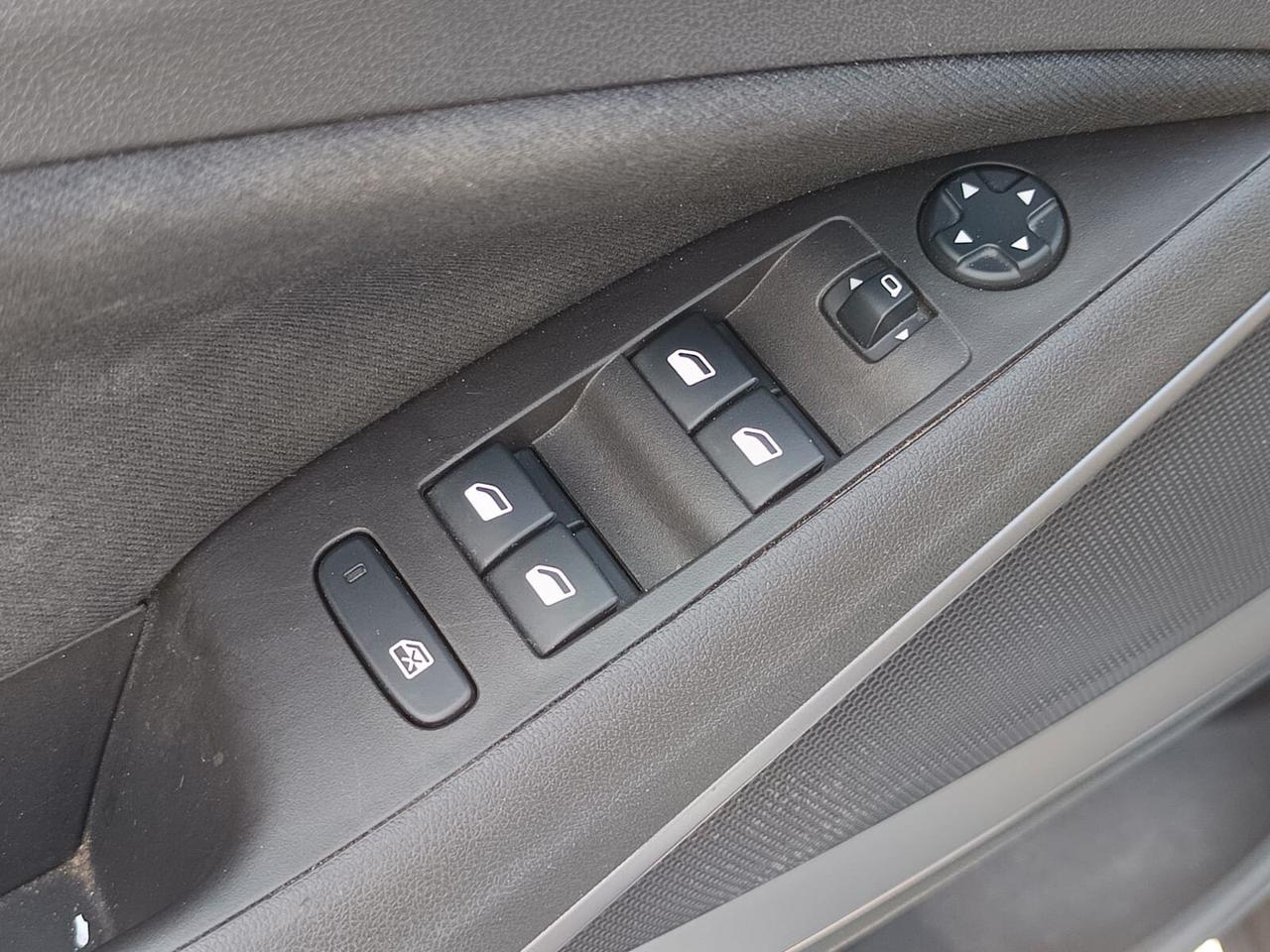 Opel Crossland X 2019 - 1.2 BENZINA OK NEOP. LB AUTOMOBILI