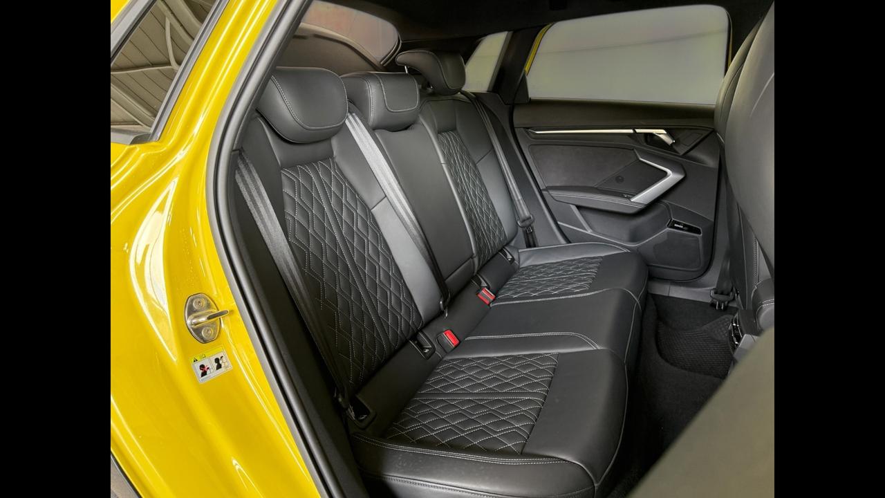 Audi Audi A3 allstreet Identity Contrast 35 TFSI 110(150) kW(CV) S tronic