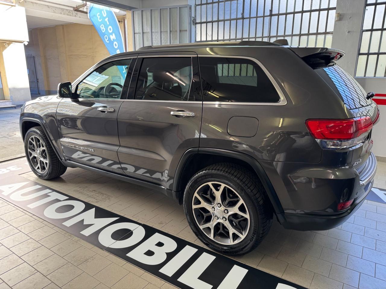 Jeep Grand Cherokee Grand Cherokee 3.0 V6 CRD 250 CV Multijet II Limited