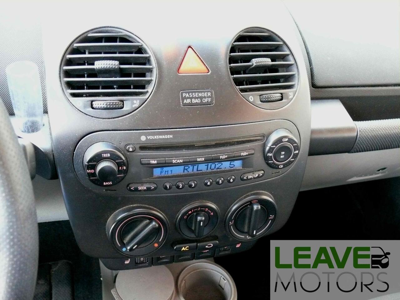 Volkswagen New Beetle 1.6 Cabrio (M1397)