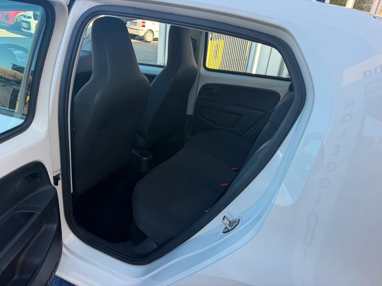 Volkswagen up! 1.0 5p. take