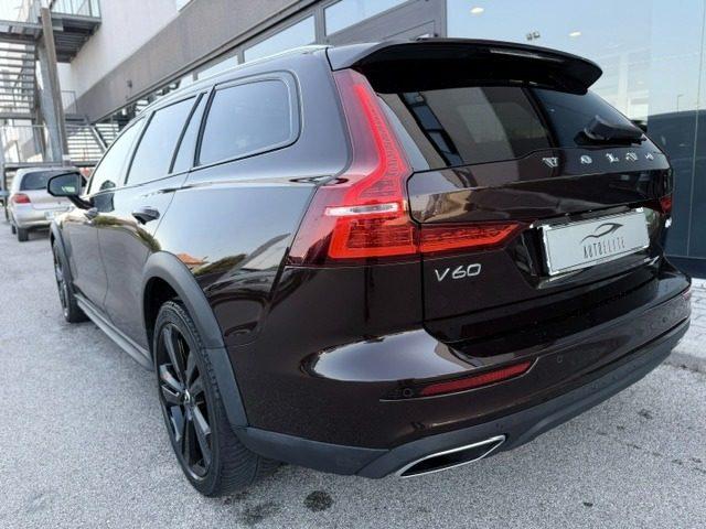 VOLVO V60 Cross Country D4 AWD 190CV Geartronic *TETTO APRIBILE
