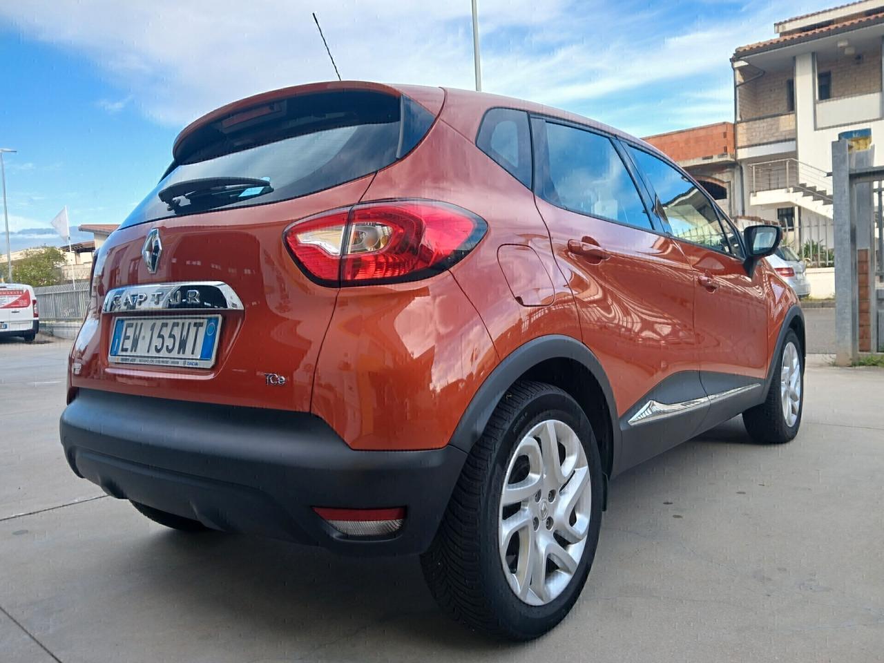 RENAULT Captur Energy R-Link 1.200 TCE 120cv Autom.