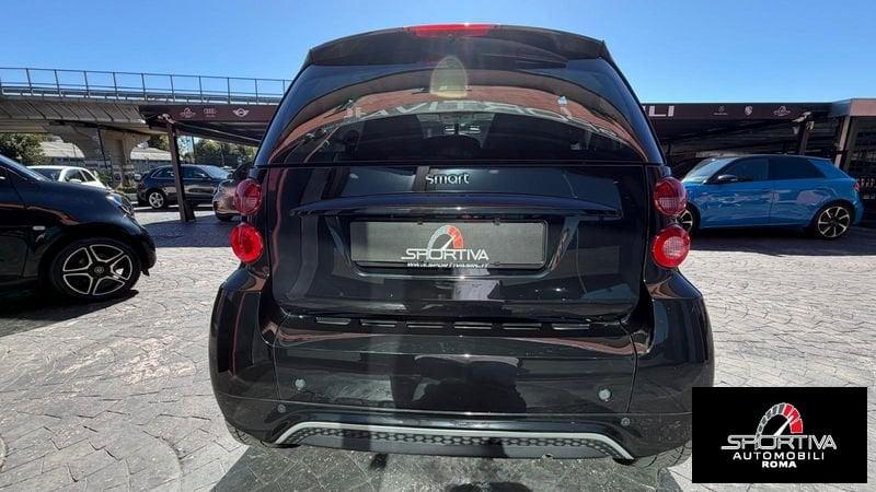smart fortwo SERVOSTERZO fortwo 1000 62 kW coupé passion
