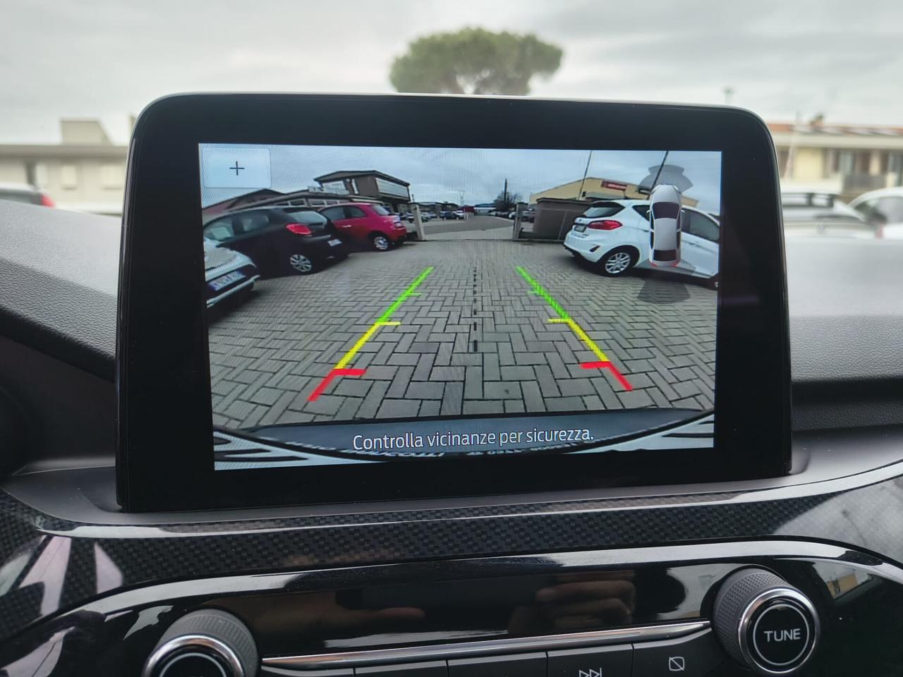 Ford Kuga 1.5 D **N1** AUTOCARRO 5 POSTI ST-Line*PREZZO IVA ESCLUSA*